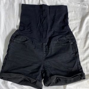 Black maternity shorts